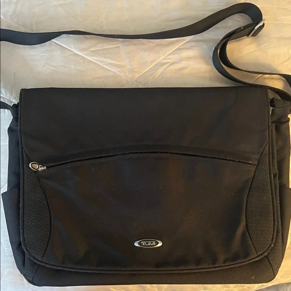 Tumi Voyageur Macon Laptop Carrier Bag